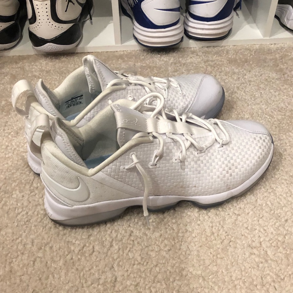 Nike Lebron low